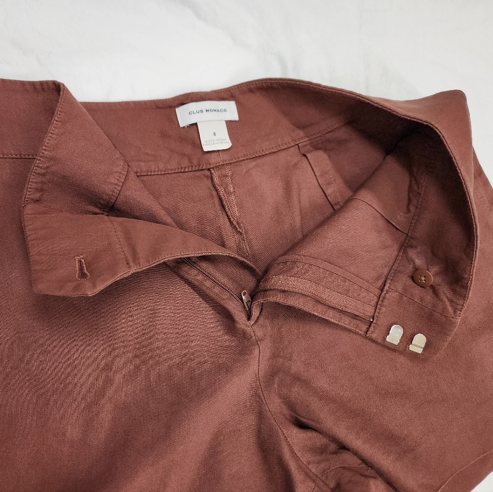 Club Monaco Brown Shorts - Picture 3 of 7